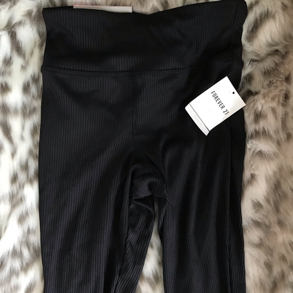 NWT Ribbed High-Rise Legging